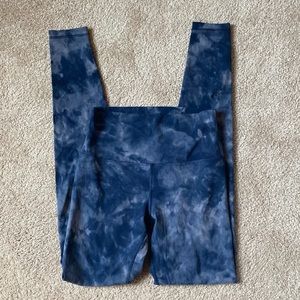 Lululemon Navy Tie Dye High Waist Leggings - 6 Tall